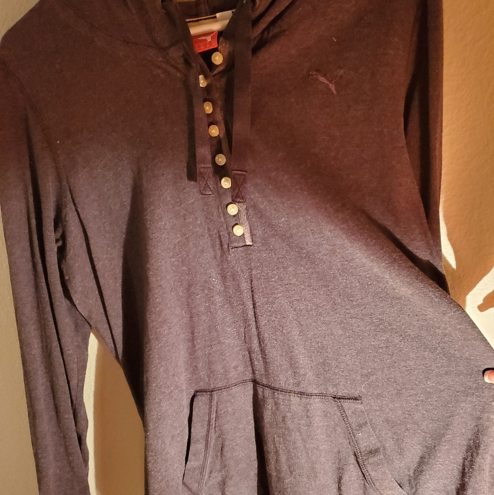 Puma pullover